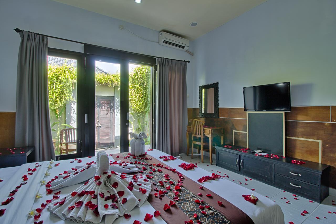 The Yogasari Seminyak Hotel Exterior photo